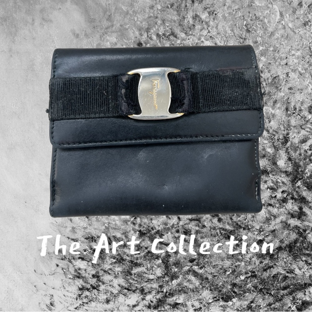 Salvatore Ferragamo black vintage wallet with material on leather